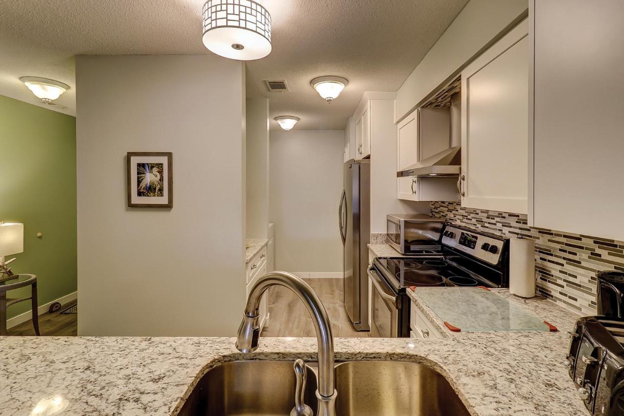 28 Springwood 2 BR Condo Forest Beach Hilton Head Island Exterior foto