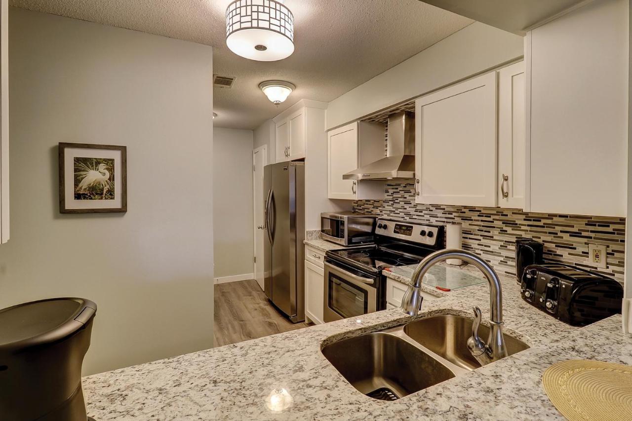 28 Springwood 2 BR Condo Forest Beach Hilton Head Island Exterior foto