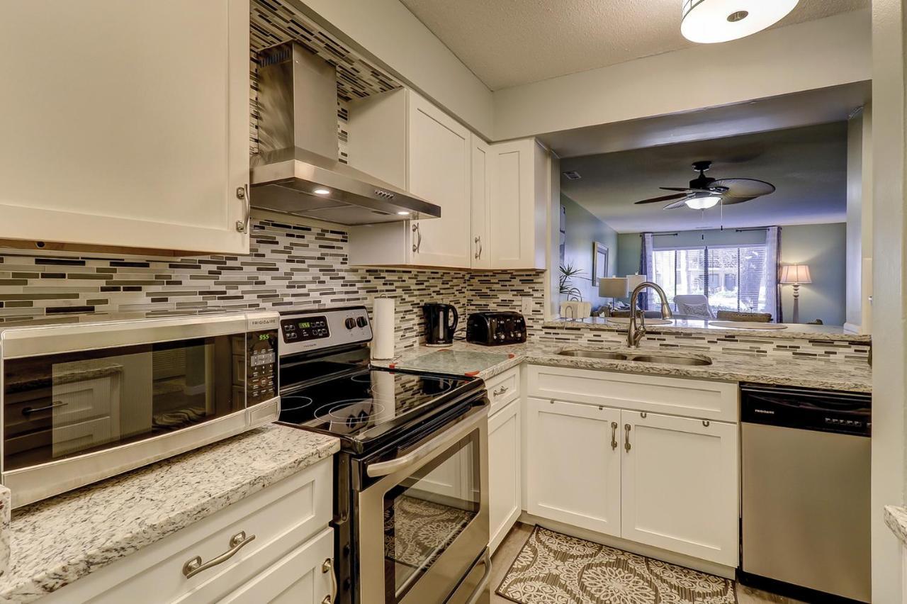 28 Springwood 2 BR Condo Forest Beach Hilton Head Island Exterior foto